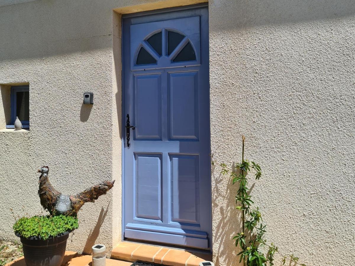Le Coq En Repos Bed & Breakfast Saint-Sylvestre-sur-Lot ภายนอก รูปภาพ