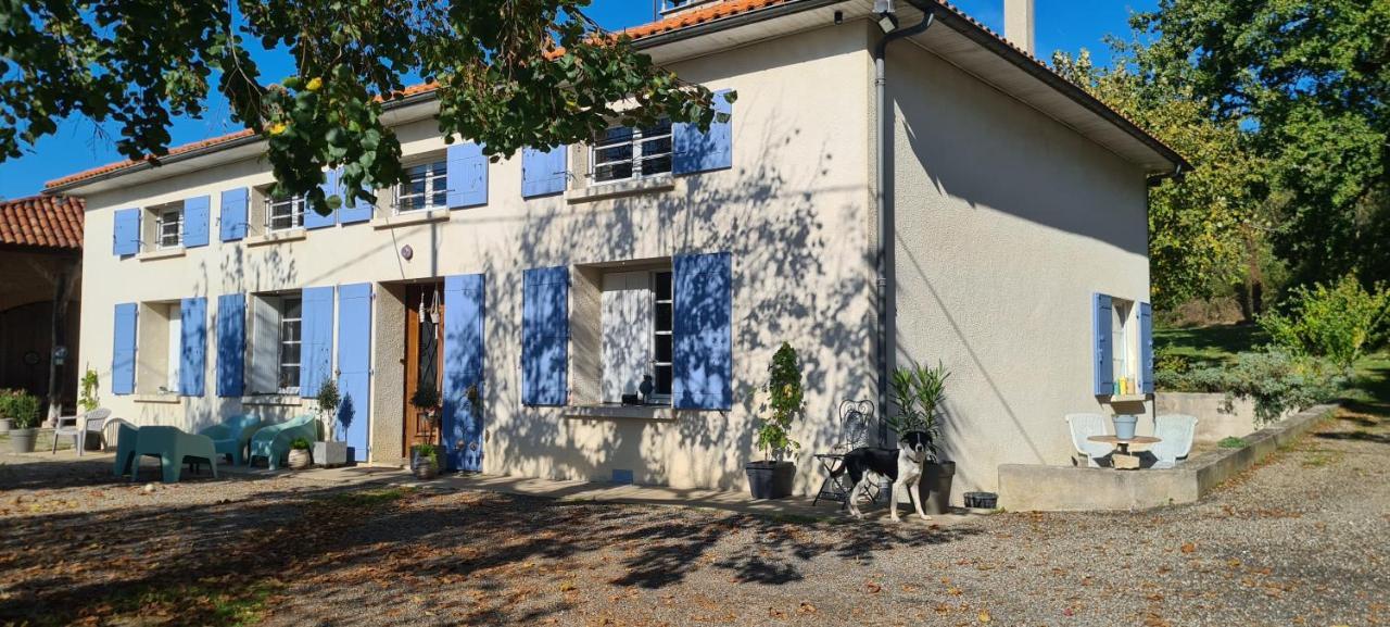 Le Coq En Repos Bed & Breakfast Saint-Sylvestre-sur-Lot ภายนอก รูปภาพ