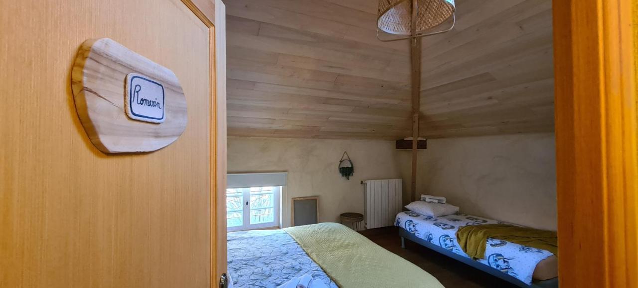 Le Coq En Repos Bed & Breakfast Saint-Sylvestre-sur-Lot ภายนอก รูปภาพ