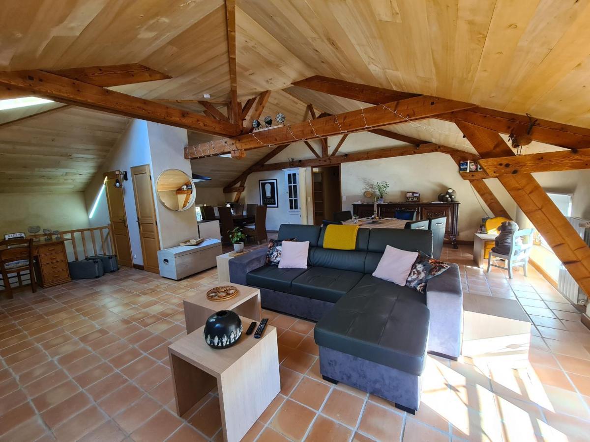 Le Coq En Repos Bed & Breakfast Saint-Sylvestre-sur-Lot ภายนอก รูปภาพ